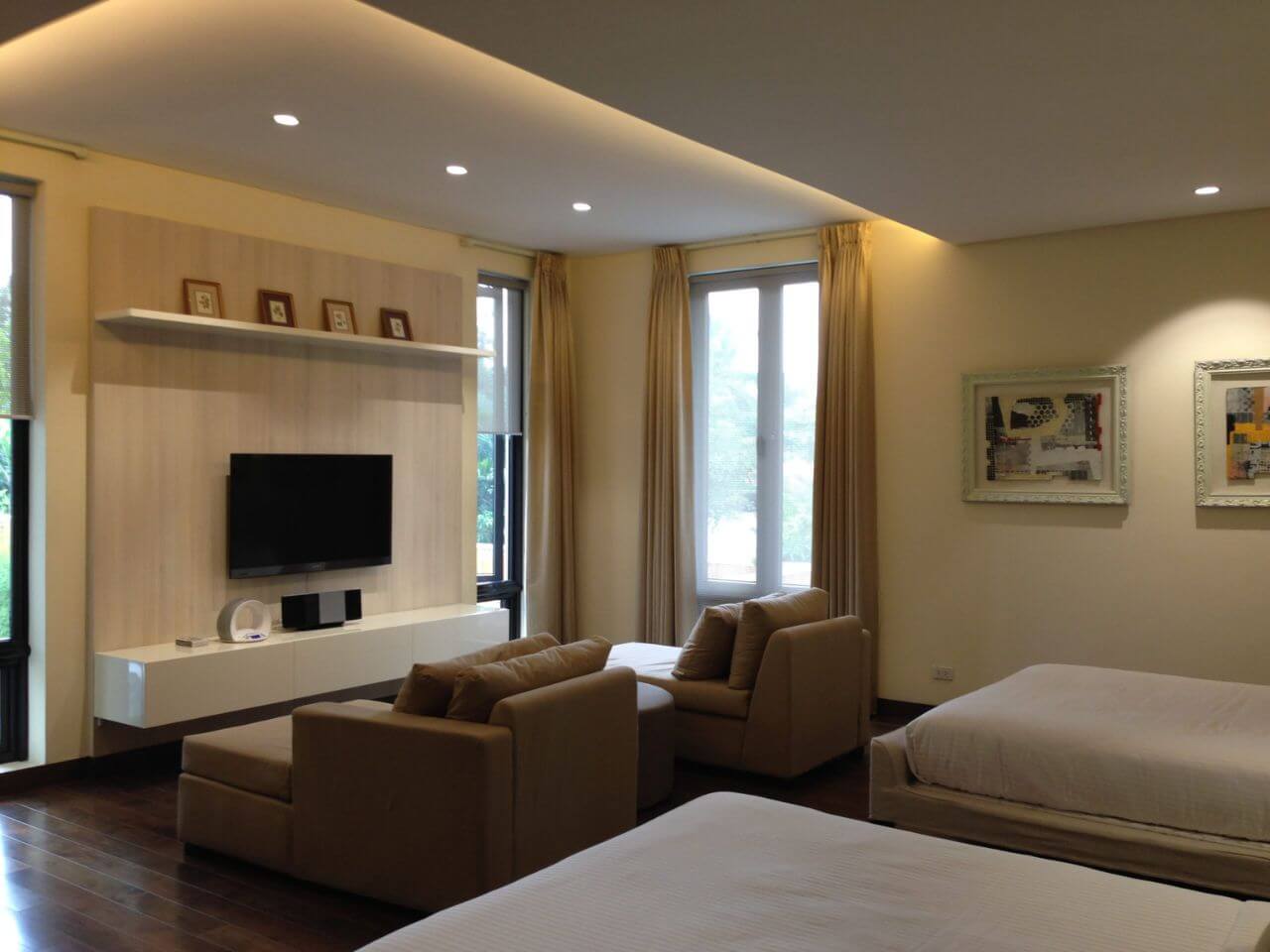 Young House, Forbes Park 32